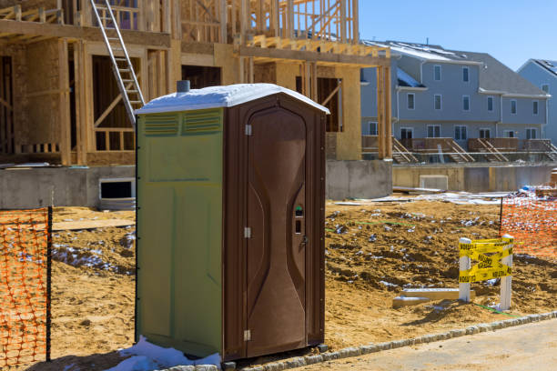 Best Porta potty delivery and setup  in Cloverleaf, TX